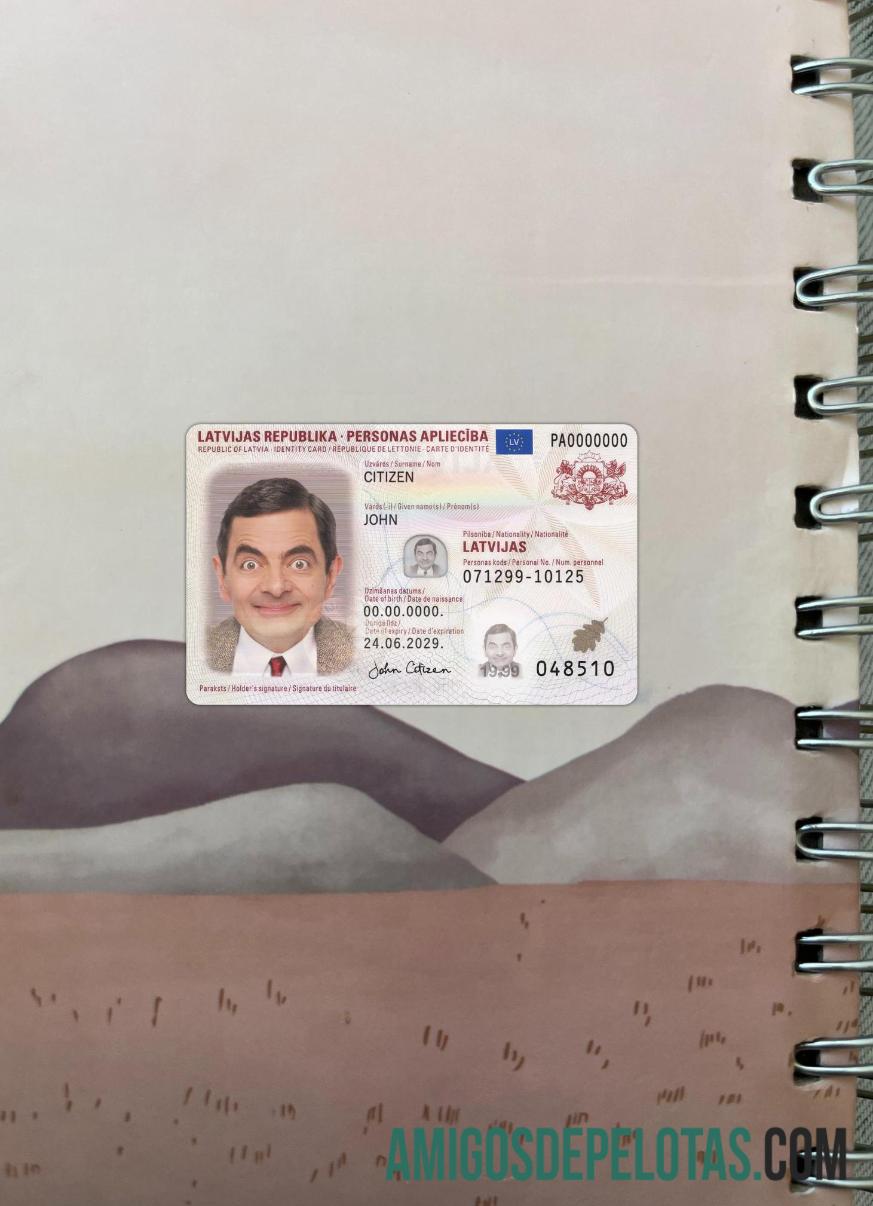 Latvia ID 2021 Present olhar de foto frente modelo